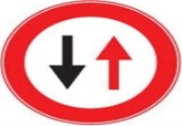 Karşıdan Gelene Yol Ver
